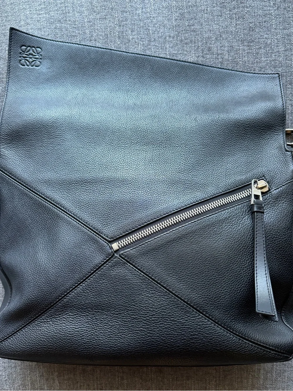 Loewe modern messenger